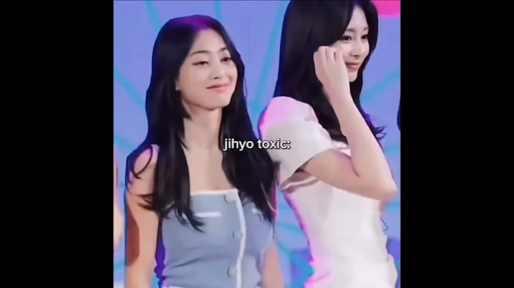 Jihyo:ela é minha!😠 #pop #love #sahyo #jihyo #sana #twicejihyo #kpop #blackpink #fypyoutube