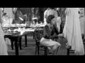 Donne allo specchio - Coco Chanel