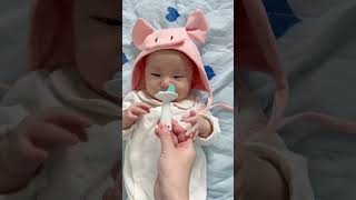 👶 Baby Clothing & Feeding Essentials 2025 | Cute Baby Fashion with Mom 💕