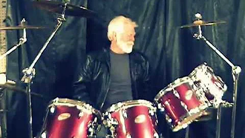 GARY STOUT  ( ME & MYSELF 2010.wmv )