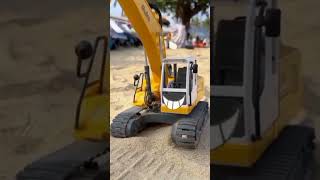 Excavator Ini Pernah Dipakai Untuk Perang Loh