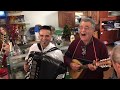 Falta Um, amigos e Ricardo Laginha - Medley Tradicional