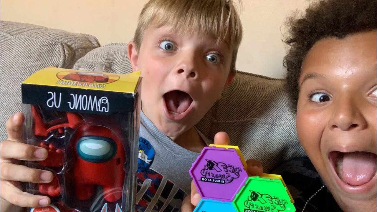 among-us-and-bee-swarm-toy-unboxing-youtube