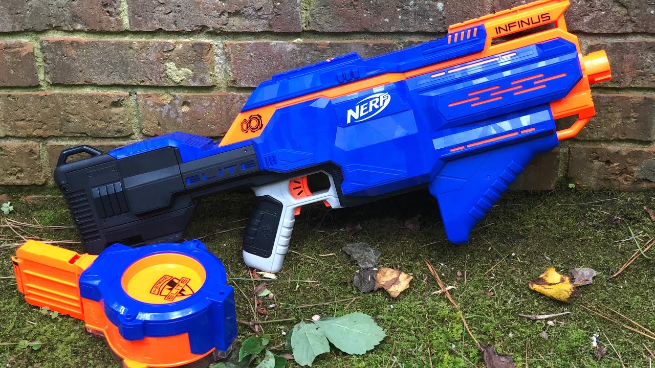 NERF ELITE INFINUS Atteins ta cible grâce au tir automatique rapid