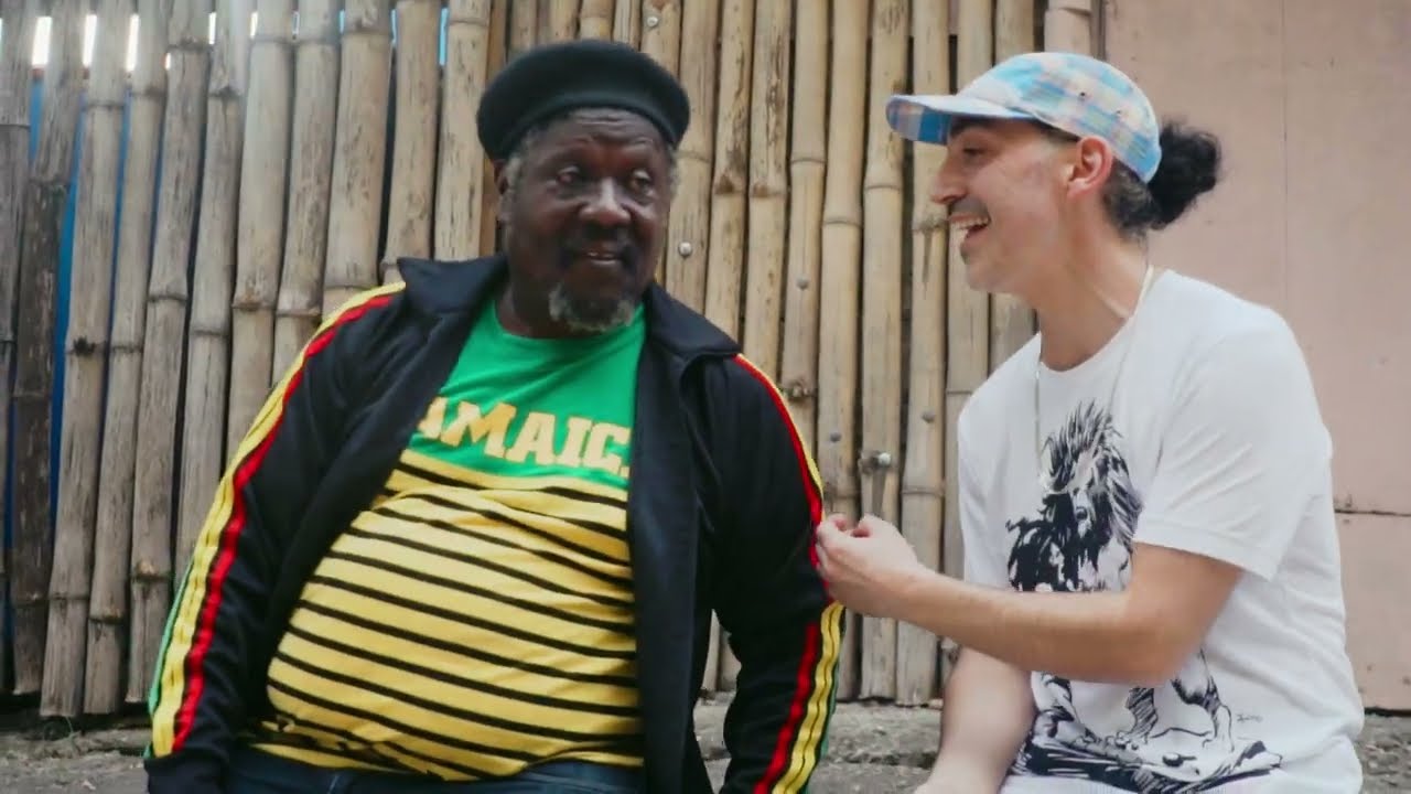 在 YouTube 上观看 Bobby Hustle & Mikey General - Mountain (Official Video) | Reggae 2025 在 YouTube 上观看 Bobby Hustle & Mikey General - Mountain (Official Video) | Reggae 2025