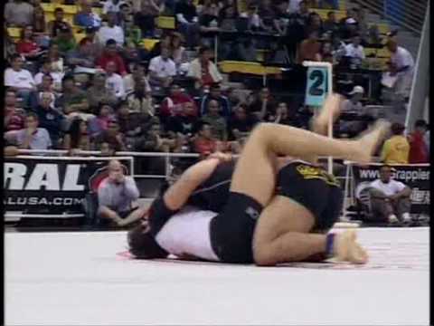 ADCC 2005: Roger Gracie vs. Justin Garcia