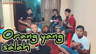 Orang yang salah cover pengamen jalur bebas dangdut koplo akustik