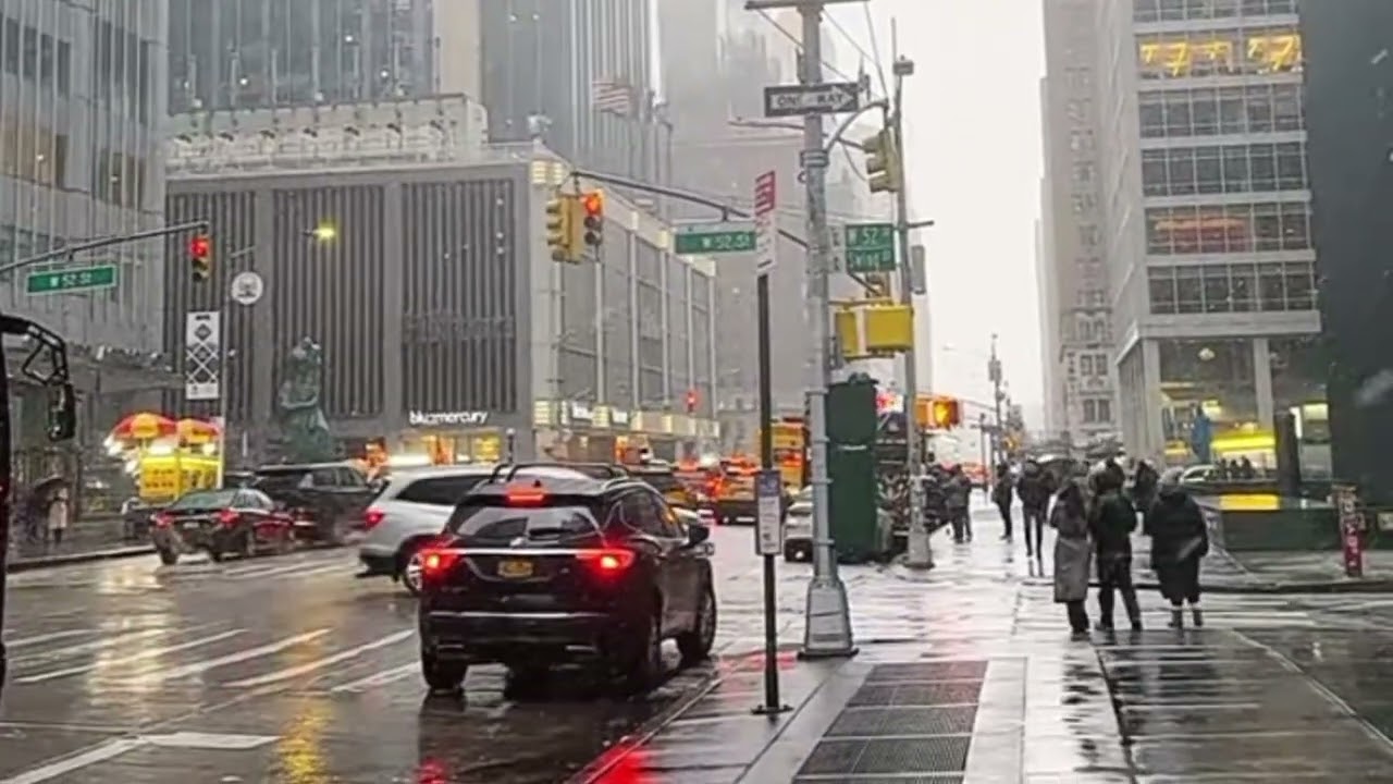 BEAUTIFUL PLACES WITH RAIN WALK TOUR 