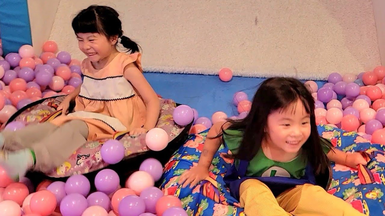 【中壢環球A19追風奇幻島】橡皮圈溜滑梯超刺激！$230玩到不想回家～(媞5Y11M20D、喬4Y5M20D)