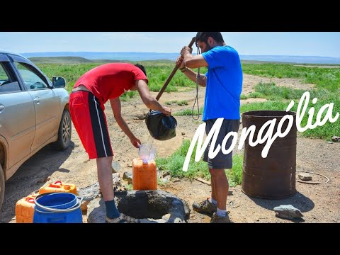 EXPLORANDO O DESERTO DE GOBI COM UMA FAMÍLIA NÔMADE