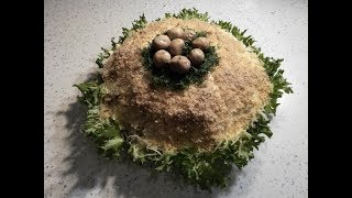 Слоеный салат Курочка под шубой.Лучше и быть не может.Новогодний стол 2019. Слоеный салат Курочка под шубой.Лучше и быть не может.Новогодний стол 2019.