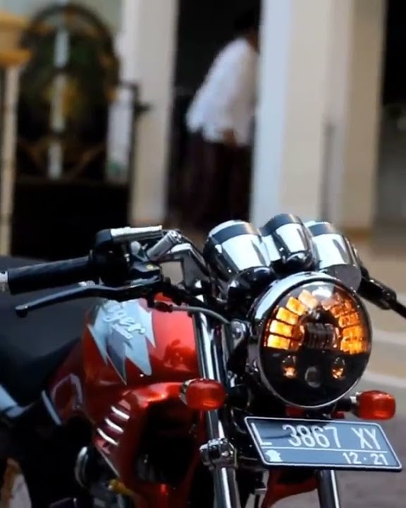 Story'wa motor Honda Tiger lama keren banget bos ku 👍😁