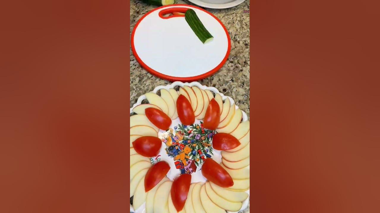 how-to-cut-fancy-fruit-platter-foodart-edibleart-fruitplatter-fruit