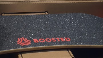 BOOSTED BOARD DUAL+ V2 UNBOXING