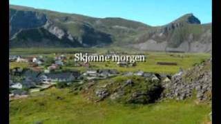 Skjønne morgen, når den frelste skare løftes mot sky. chords