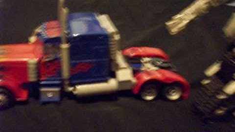 Transformers Interactive Game prime/megatron runover2