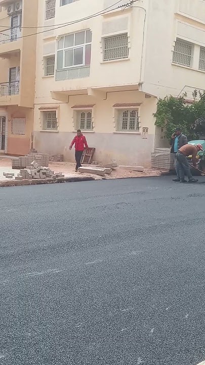 ici-20-part-01-street-paving-process-goudron-asphalte