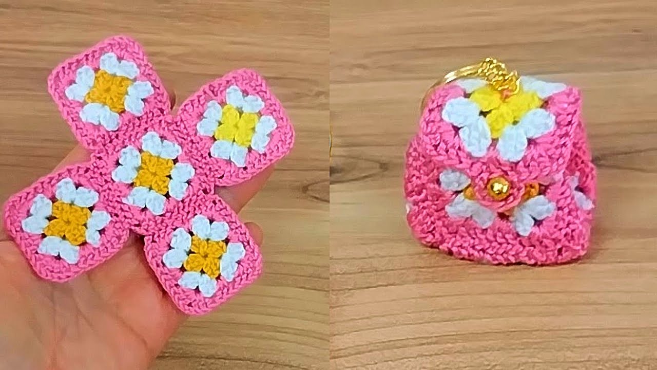 Fun crochet mini bag keychain // crochet handbag keychain #crochet #crochetminibag #crochetkeychain