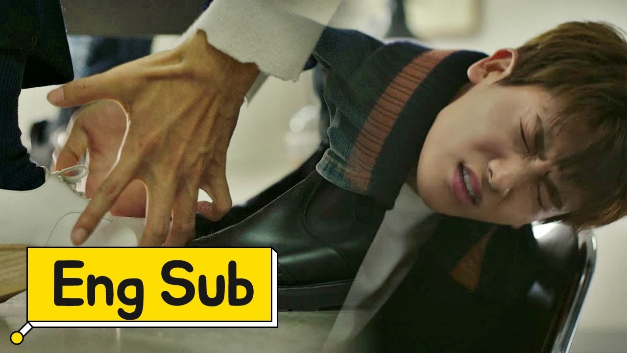 박보영이 살며시 지르밟자 발가락에 금간 박형식 