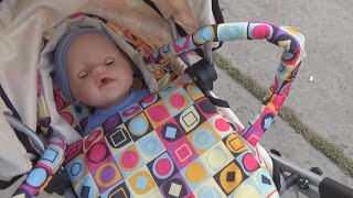 Прогулка с Беби Борн Максом. Коляска для КУКОЛ. Doll Stroller