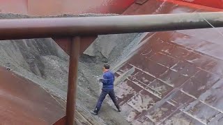 Barge Unloading 3600 Tons Of Crushed Coal - Part 2 -Empty Barge - Relaxing Video