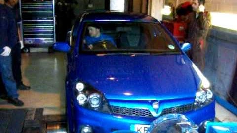 Astra VXR Rolling Road