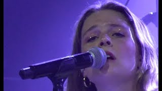 Maggie Rogers - Intro & Give A Little - MASSMoCA North Adams, MA - 07-30-2019