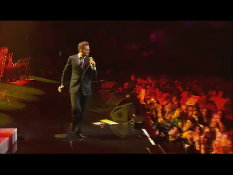 Michael Bublé - "Crazy Little Thing Called Love"  Live at Madison Square Garden