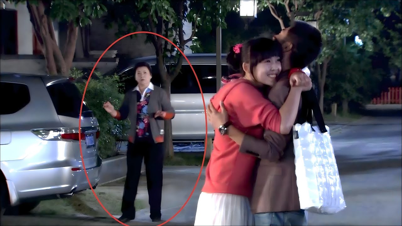 丈夫背著妻子和漂亮小三約會，誰料竟被親媽撞見，婆婆徹底怒了！！！#狗血 #伦理