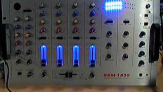 Radio Shack SSM-1850 mixer with echo