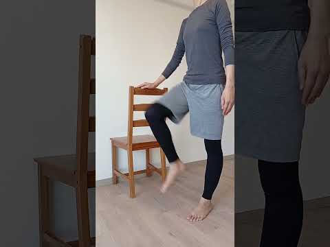 腸腰筋のトレーニング(足踏みでできる自重の筋トレ)