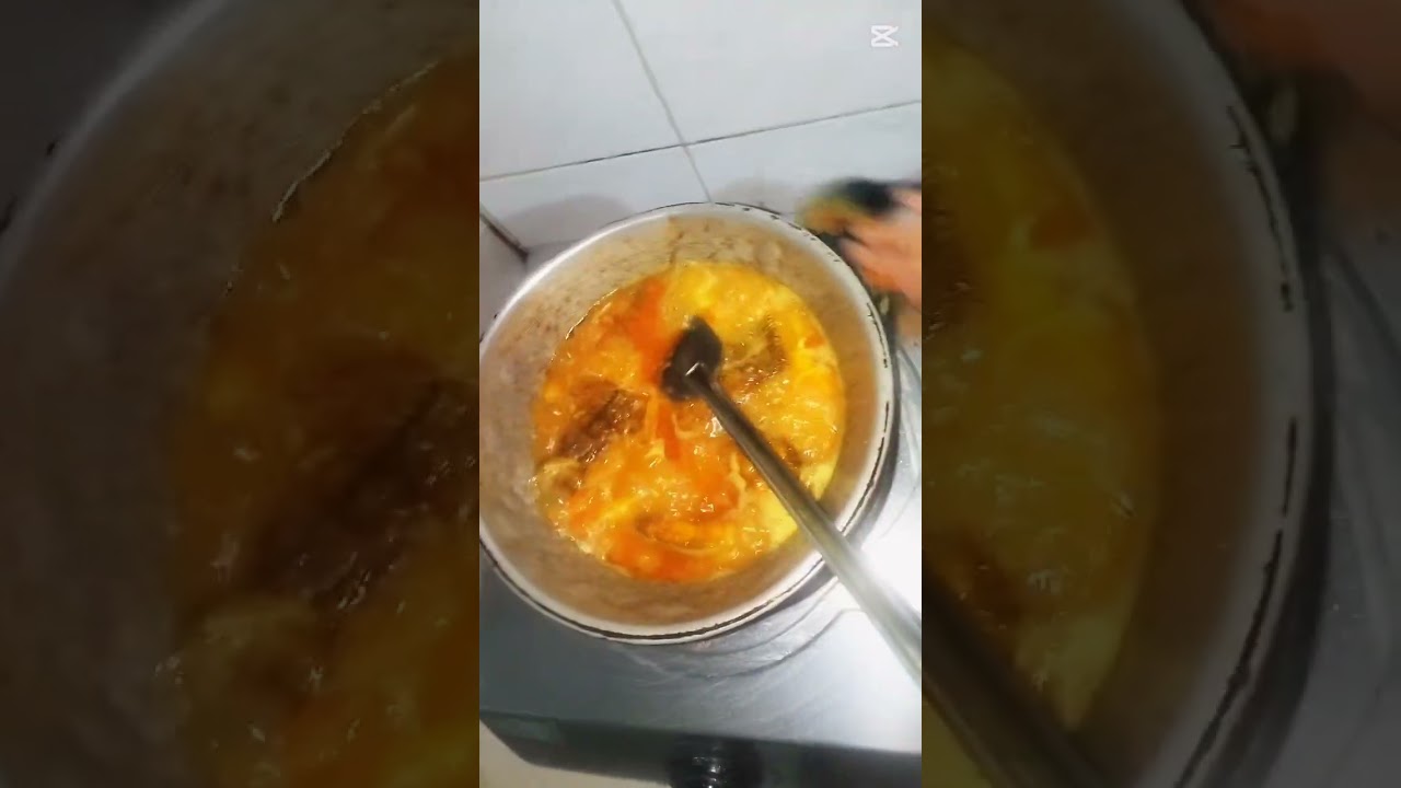 এই শীতে এই প্রথম সিমের বিচি দিয়ে তেলাপিয়া মাছের মাথা দিয়ে রান্না করলাম খুব ভালো হয়েছ