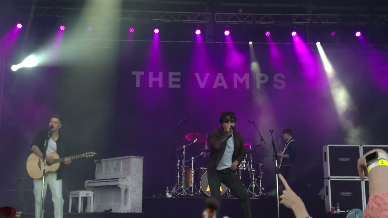 The Vamps - Girls On TV (Live from Yorkshire Wildlife Park, 12th August 2023)