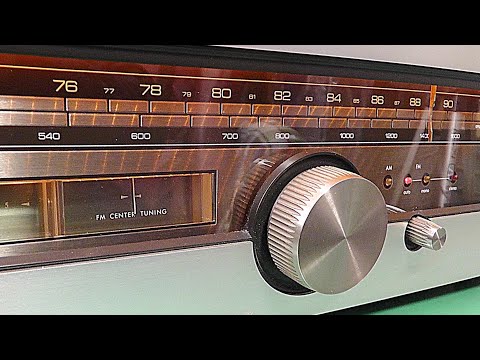 Convert your Showa-era tuner to wide FM for just 350 yen - YouTube