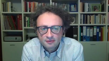 Role of the microenvironment in myeloma precursor states