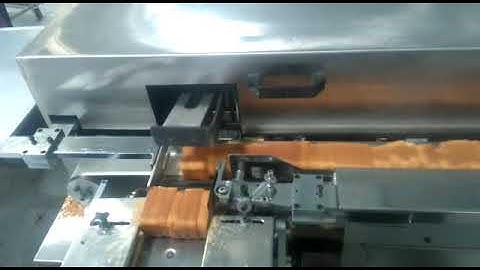 AUTOMATIC RUSK PACKING MACHINE