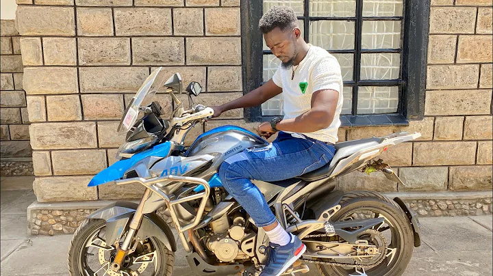 How To Ride a Motorcycle In 60 Seconds