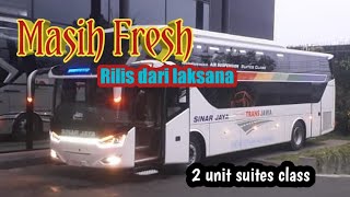 Yang masih anget, 2 unit bus suites class sinar jaya terbaru.