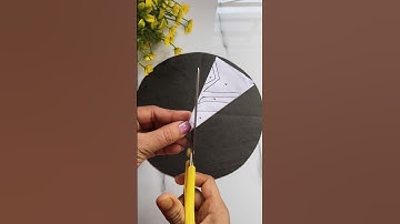 How to make a snowflake ❄️✨|| Christmas ornaments #snowflake #shorts #viralshorts #papercraft #craft