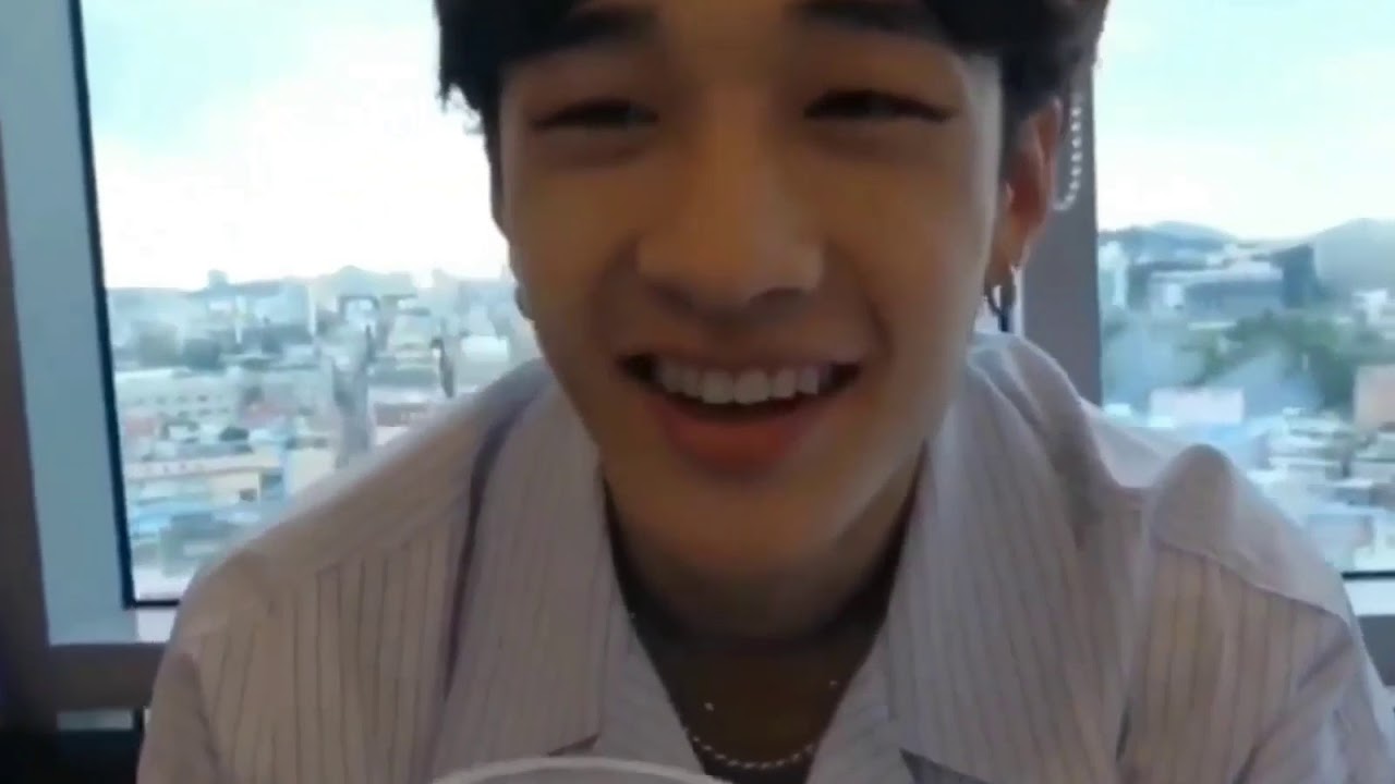 bang chan | kiss me thru the phone [fmv]