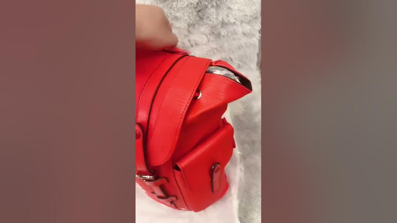 Louis Vuitton X SUPREME Christopher backpack Red EPI Leather 