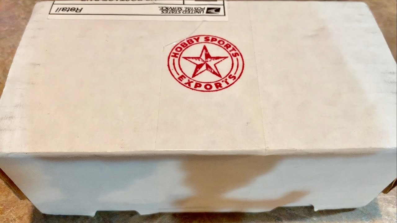 OPENING A NEW SUBSCRIPTION BOX OF BASEBALL CARDS: HOBBY SPORTS EXPORTS - YouTube