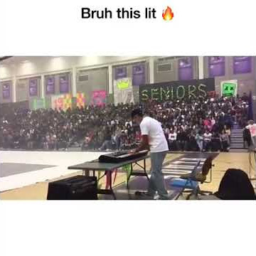 Still Dre Graduation Vine