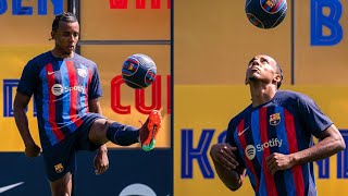 KOUNDE'S FIRST TOUCHES AS A BARÇA PLAYER I OFFICIAL PRESENTATION ⚽🔵🔴