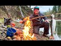 FIRE ROASTED Trout On The River. Winter TROUT FISHING At It's Finest!!