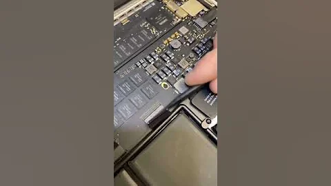 This Is Why I Have Trust Issues 🤣🤣  (tiktok: strictlyapple)  #funny #prank #tiktok #viral #shorts