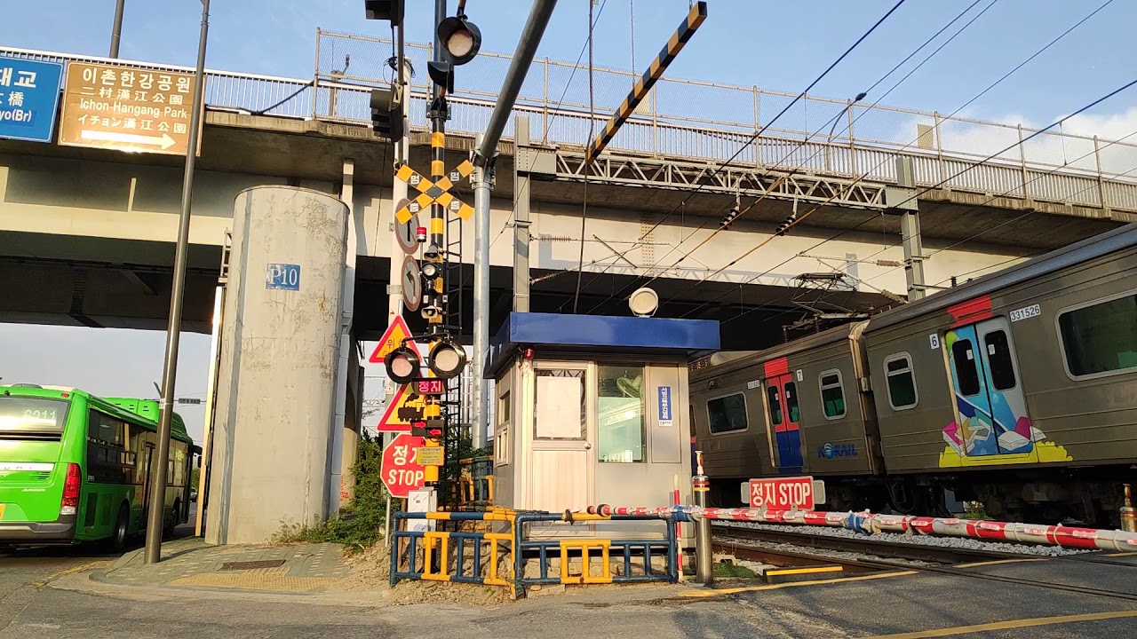 Railway crossing in Seoul, Korea, SeobingGo Railway Crossing, 202004