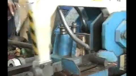 Hướng nghiệp học nghề - Cắt gọt kim loại.mp4