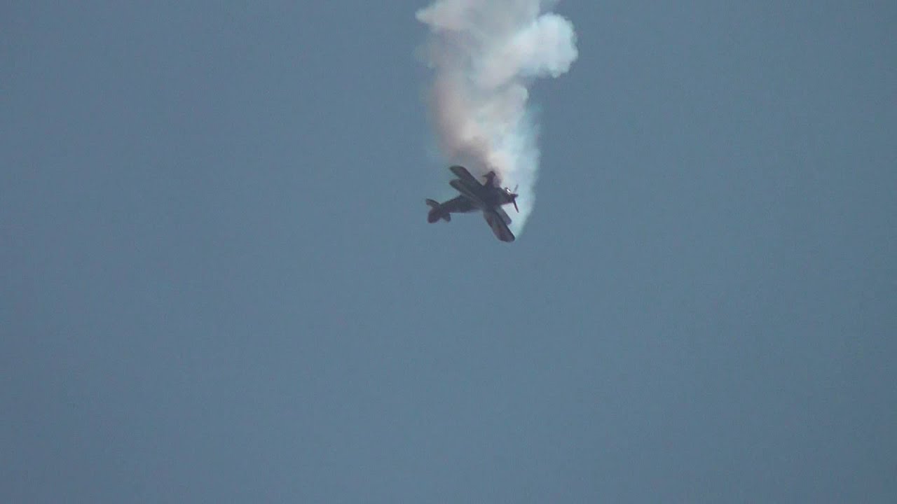 Red Eagles Biplane Inverted Flat Spin Abbotsford Airshow 2012 00210.MTS