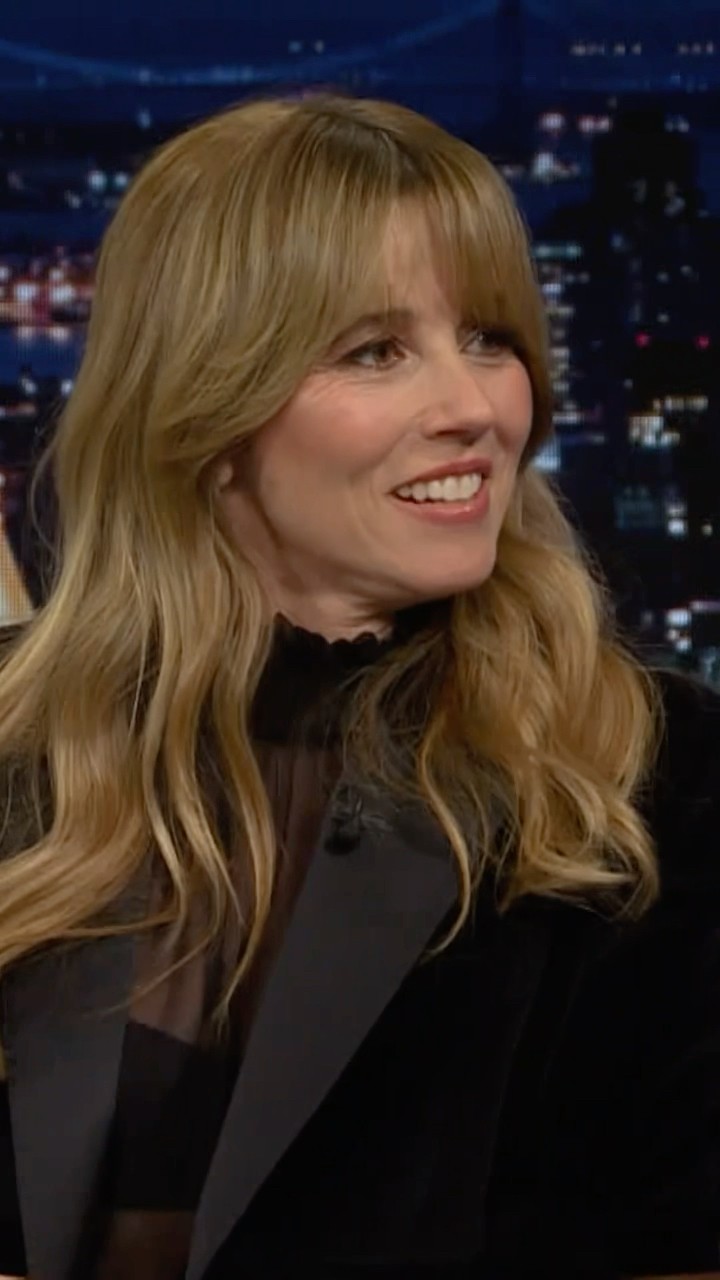 #LindaCardellini reflects on #FreaksAndGeeks 25 years later! #FallonTonight